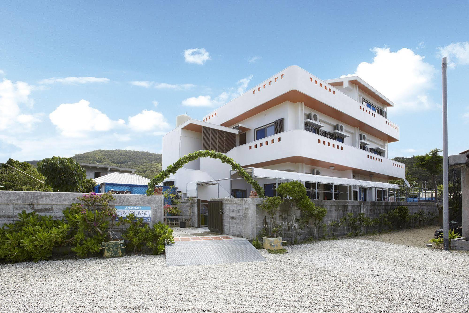 Minshuku Yadokari Hotel Zamami Buitenkant foto