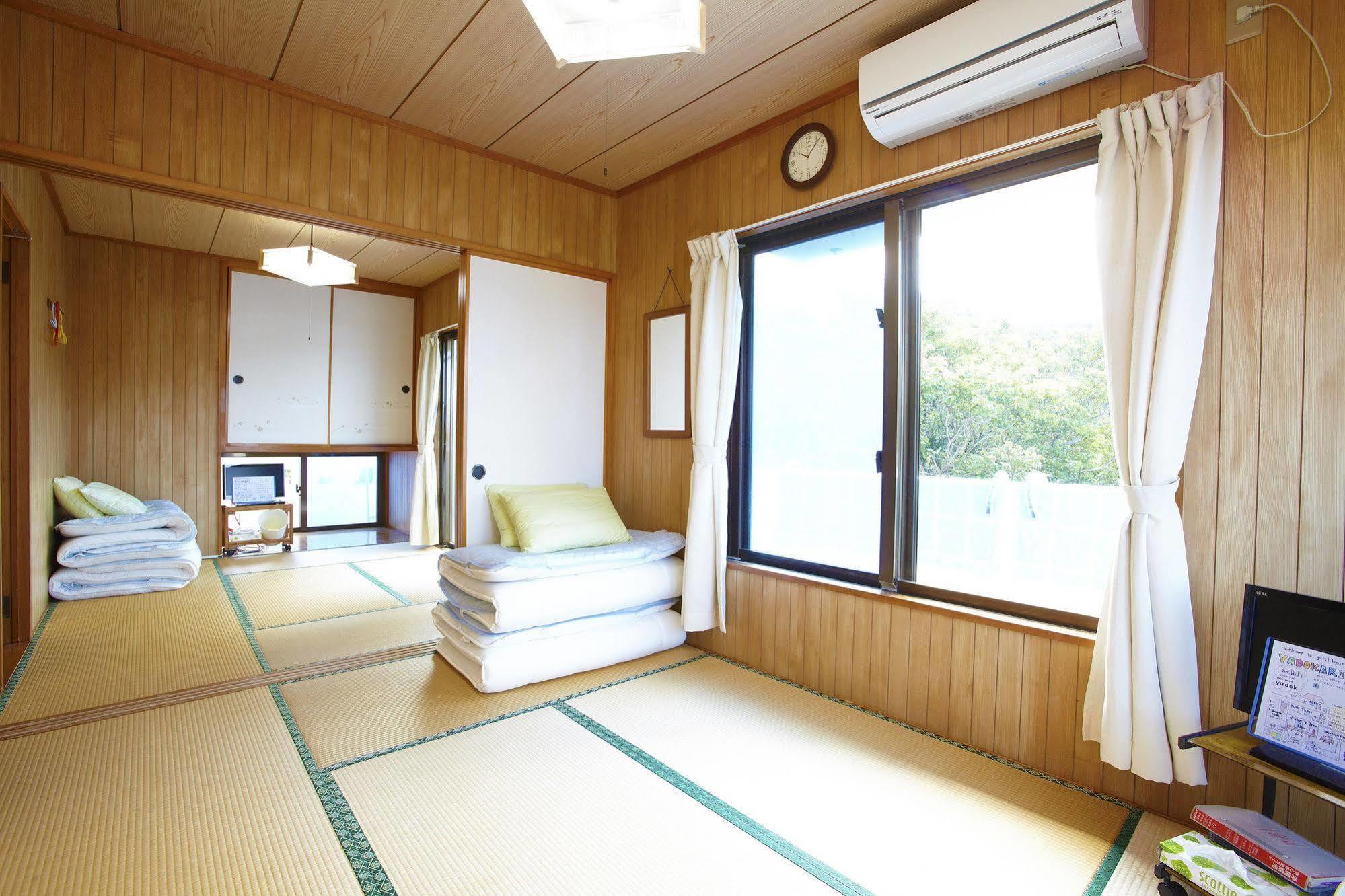 Minshuku Yadokari Hotel Zamami Buitenkant foto